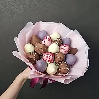 Букет из клубники в шоколаде S